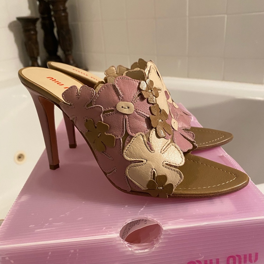 Miu Miu Slides - Picture 3 of 6